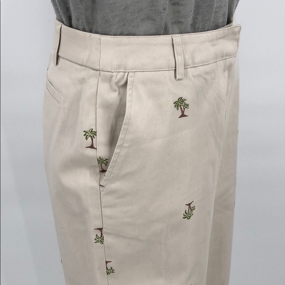JM Collection Embroidered Khaki Capris Size 10 - Picture 5 of 8